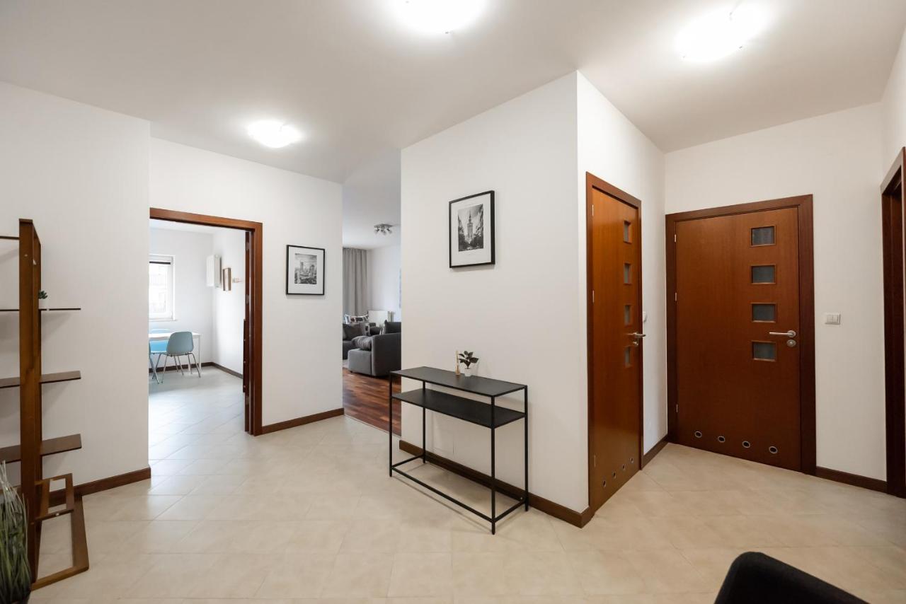 Wola Sunset Apartment Free Parking 华沙 外观 照片
