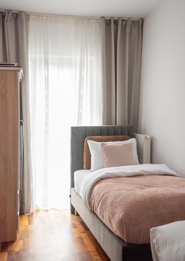 Wola Sunset Apartment Free Parking 华沙 外观 照片